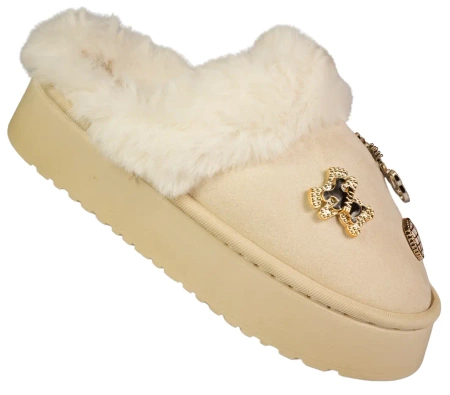 Damskie pantofle firmy Jomix D51255BE w kolorze beżowym