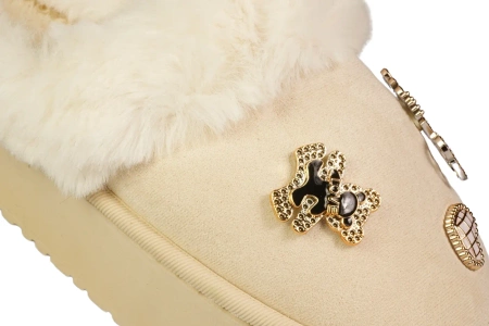 Damskie pantofle firmy Jomix D51255BE w kolorze beżowym